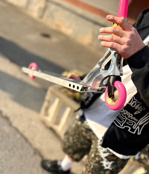 Custom koloběžka PROTO Moon Child