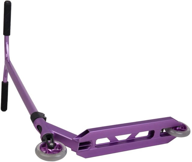 Freestyle koloběžka Striker Lux Youth Purple